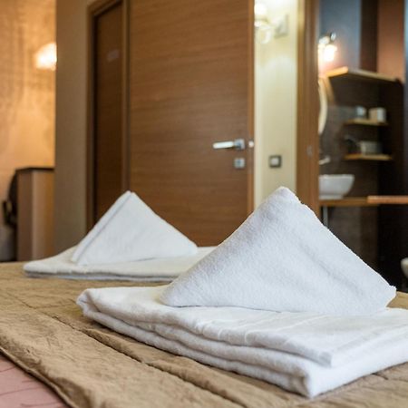 Aida Charming Rooms โรม ภายนอก รูปภาพ