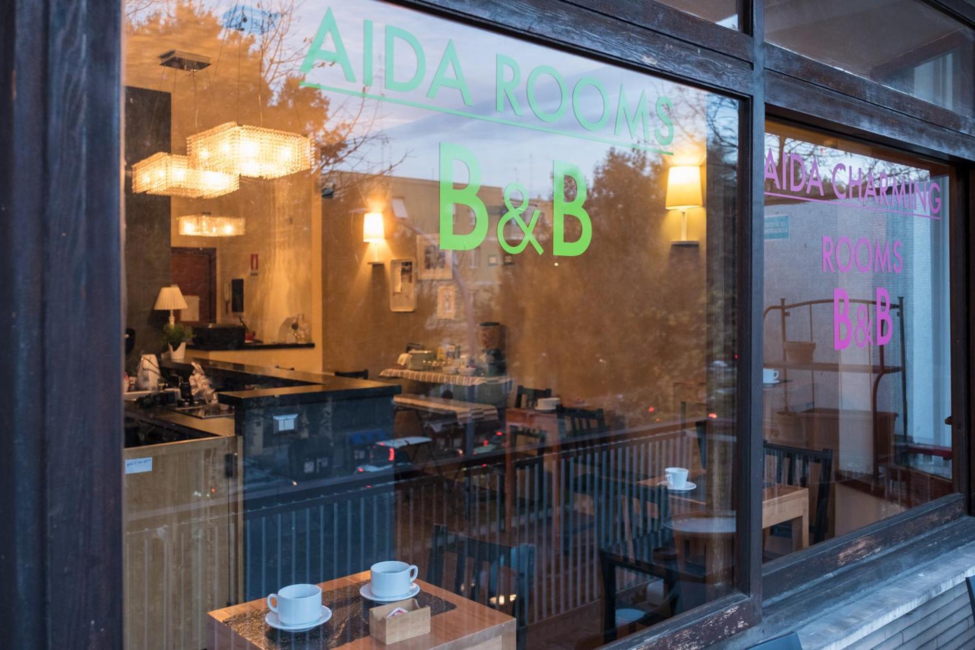 Aida Charming Rooms โรม ภายนอก รูปภาพ