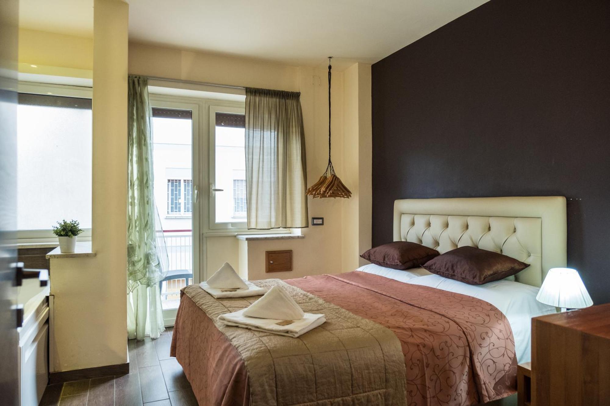 Aida Charming Rooms โรม ภายนอก รูปภาพ