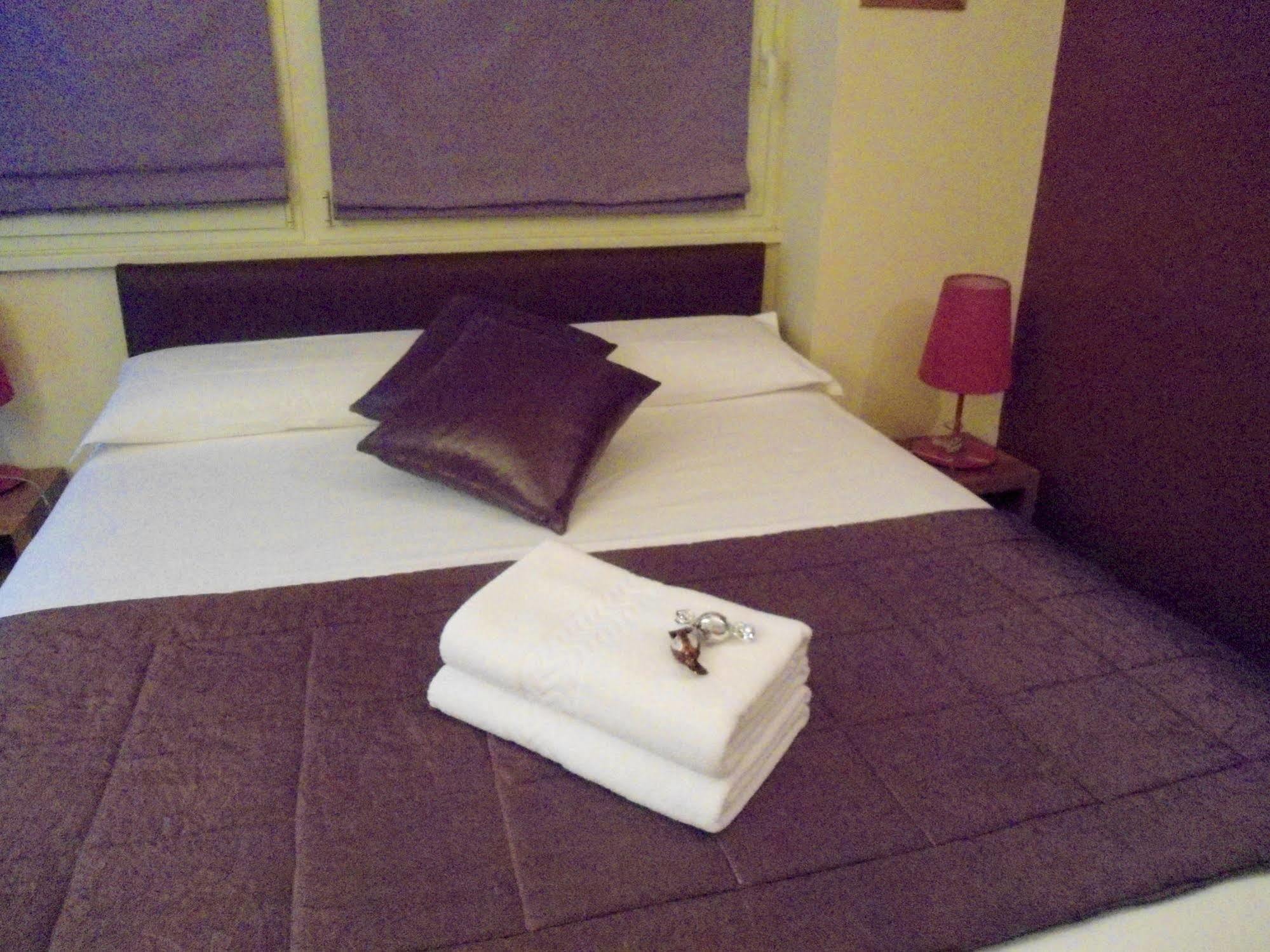 Aida Charming Rooms โรม ภายนอก รูปภาพ